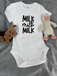 Short-sleeve white baby grow